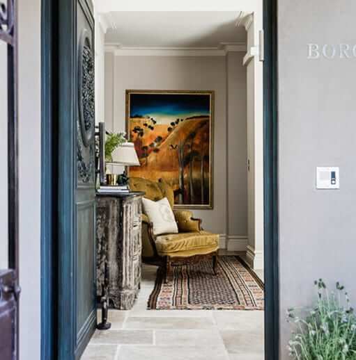how to create an impactful entrance